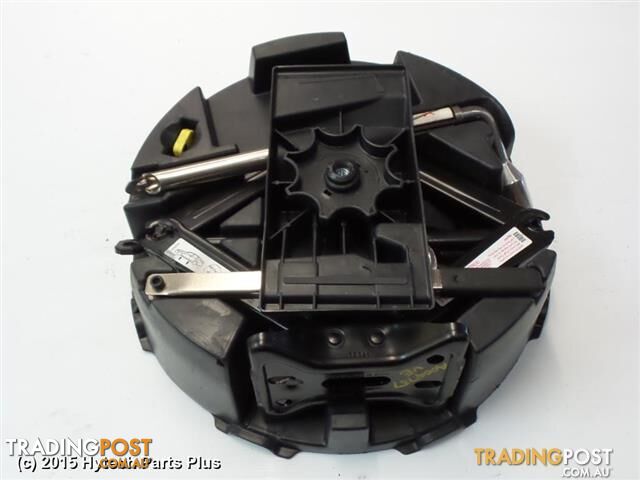 2007 HOLDEN COMMODORE JACK/TOOL KIT