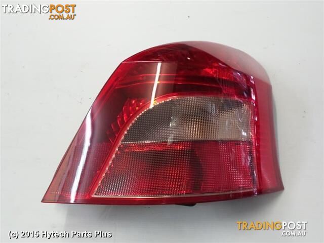 2006 TOYOTA YARIS RIGHT TAILLIGHT