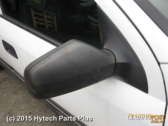 2005 HOLDEN ASTRA RIGHT REAR 1/4 GLASS (IN DR) tinted
