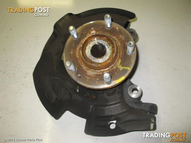 2010 HYUNDAI I45 LEFT FRONT HUB ASSEMBLY