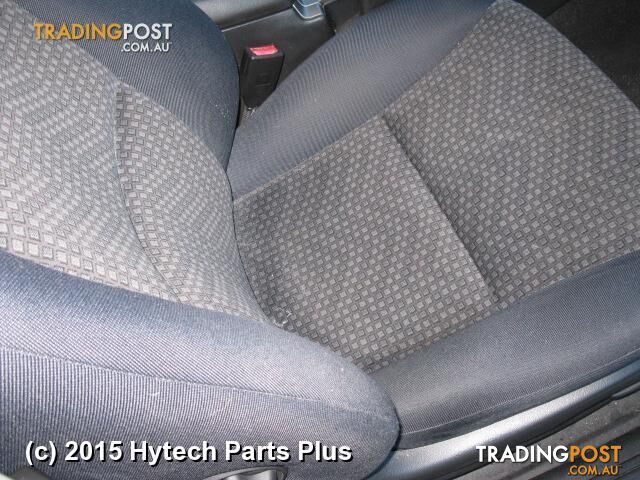 2005 HOLDEN COMMODORE ASHTRAY vz front pocket only SILVER