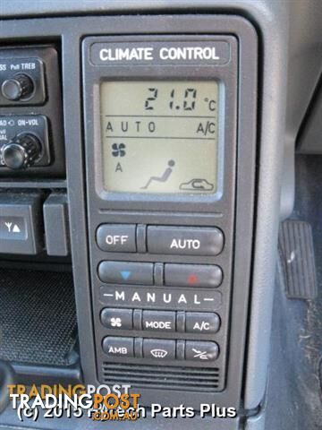 1997 HOLDEN COMMODORE DOOR HANDLE black RIGHT FRONT outer