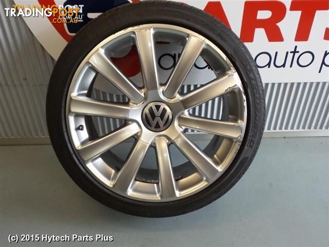 2006 VOLKSWAGEN GOLF WHEEL MAG R32 10 spoke Omanyt replicas 18x8 45et scratches...