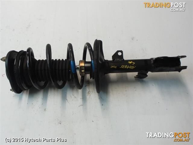 2001 TOYOTA COROLLA LEFT FRONT STRUT