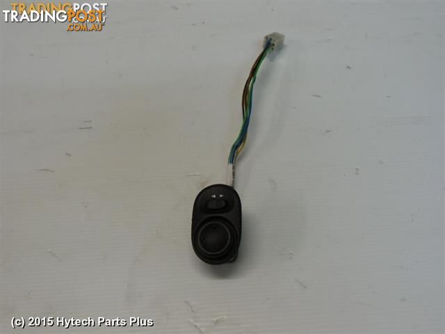 2000 HOLDEN COMMODORE MISC SWITCH/RELAY tested good vt series 1