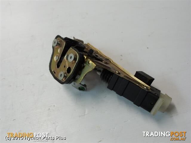 2004 HOLDEN COMMODORE DOOR/BOOT/GATE LOCK with act 755328 gm 92146469