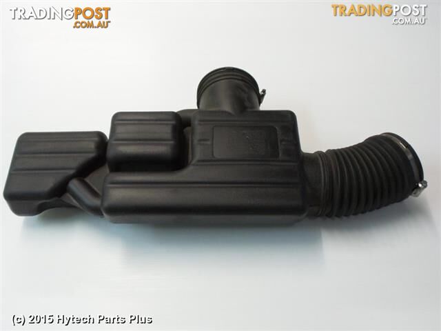 2012 HOLDEN STATESMAN/CAPRICE AIR CLEANER DUCT/HOS 6.0l few scratches...