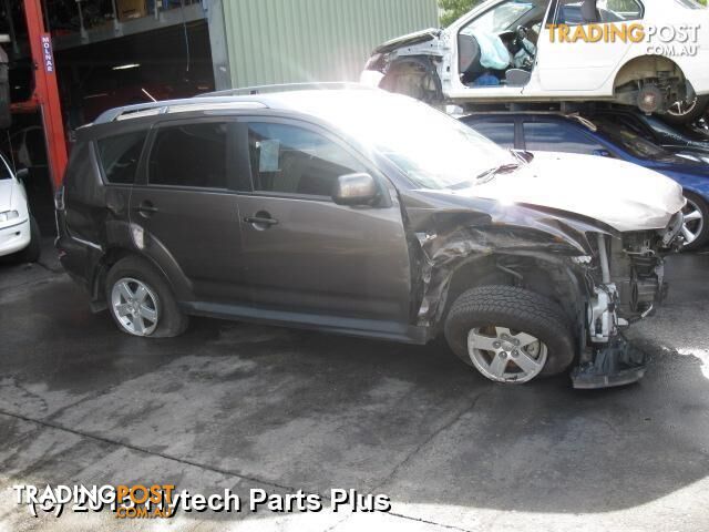 2009 MITSUBISHI OUTLANDER AIR CLEANER/BOX 2.4L