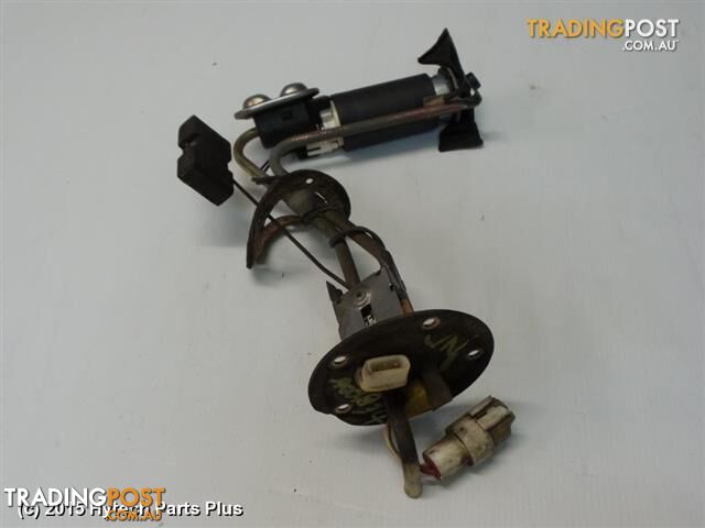 1991 HOLDEN COMMODORE FUEL PUMP vn series 2 sedan with sender***
