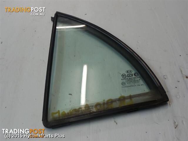 2003 KIA RIO LEFT REAR 1/4 GLASS (IN DR)