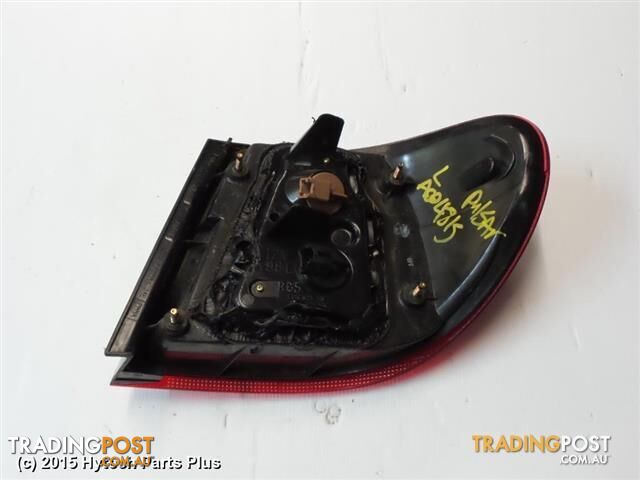 2003 NISSAN PULSAR LEFT TAILLIGHT