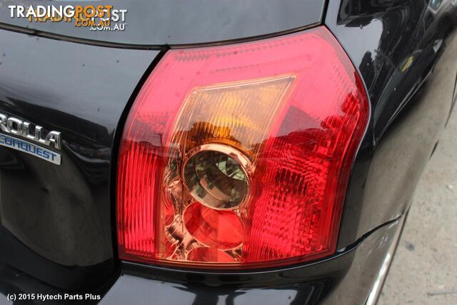 2005 TOYOTA COROLLA RIGHT TAILLIGHT