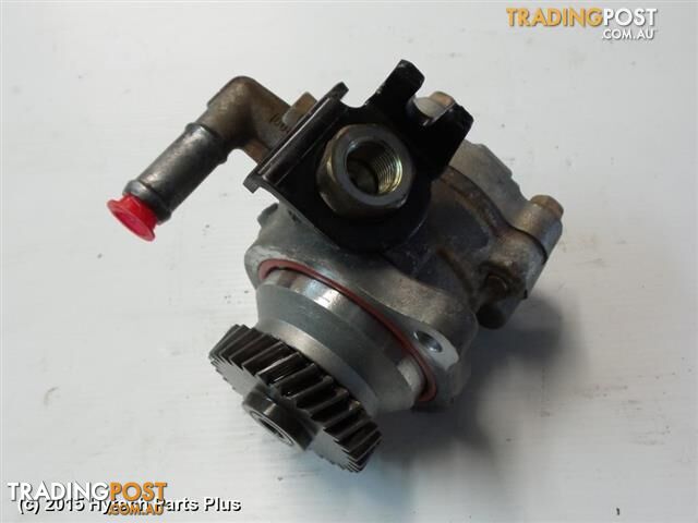 2006 NISSAN NAVARA STEERING PUMP