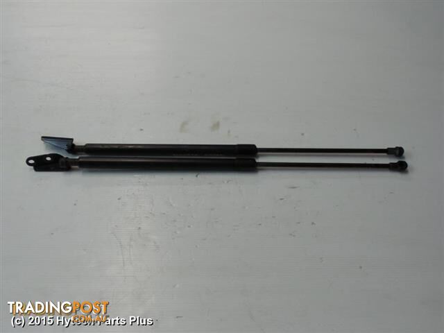 2003 NISSAN XTRAIL HATCH STRUT pair tested good