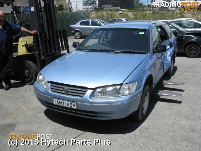 1998 TOYOTA CAMRY PARCEL SHELF