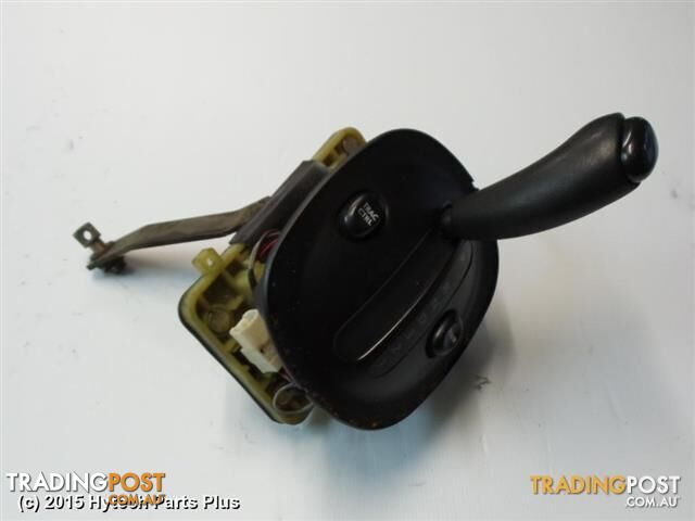 1998 HOLDEN COMMODORE GEAR STICK/SHIFTER