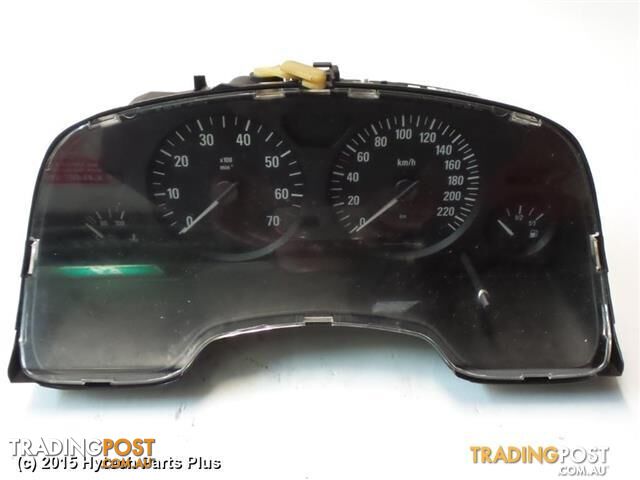 2005 HOLDEN ZAFIRA INSTRUMENTCLUSTER 24 461 753 JF