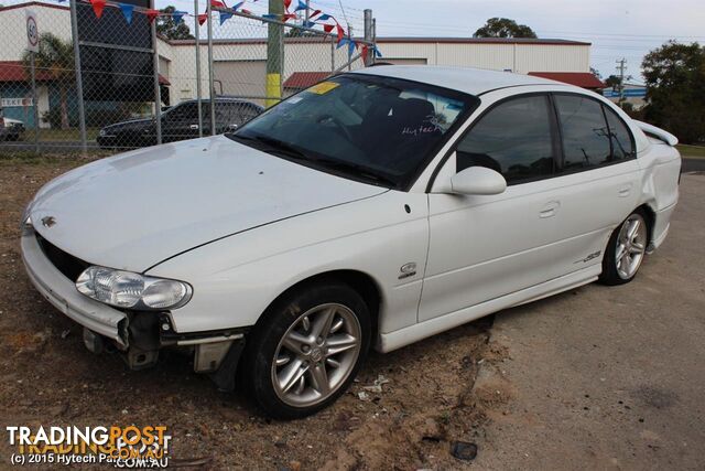 2000 HOLDEN COMMODORE LEFT Headlight few pits along top caused by protector