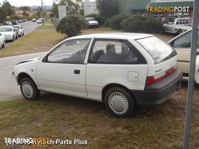 1993 HOLDEN BARINA DOOR HANDLE LEFT FRONT outer