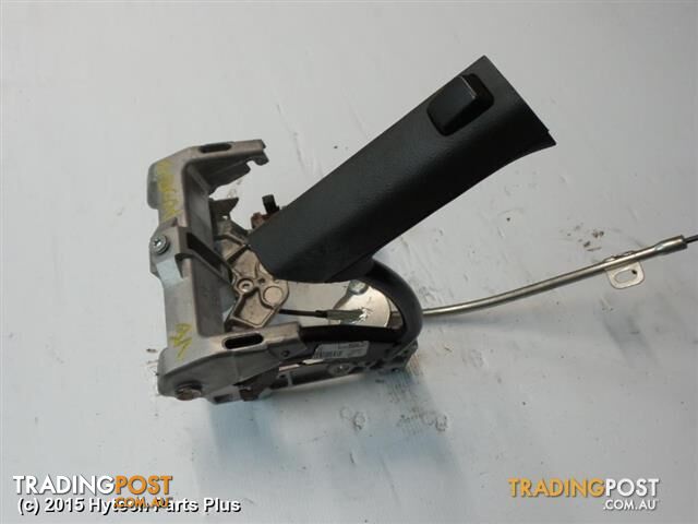 2012 HOLDEN COMMODORE HANDBRAKE LEVER cover is worn