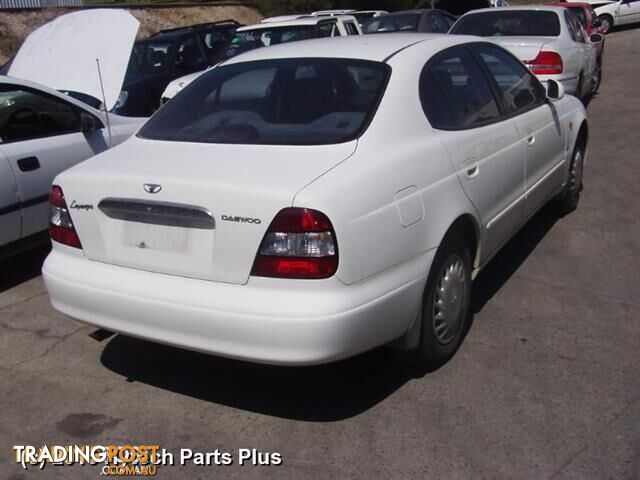 1998 DAEWOO LEGANZA LEFT TAILLIGHT