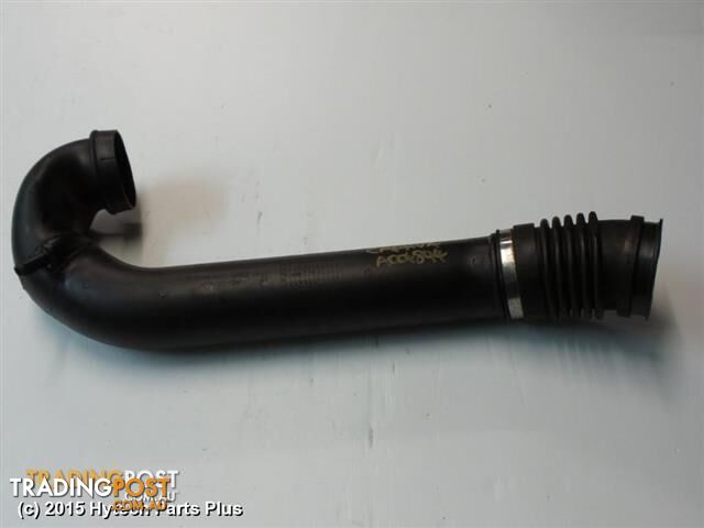 2010 HOLDEN CAPTIVA AIR CLEANER DUCT/HOS 3.2l - photo 1 of 2