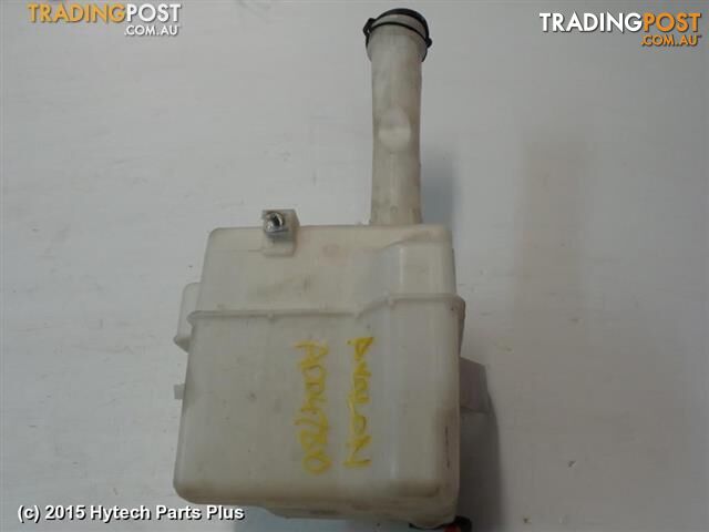 2005 TOYOTA AVALON WASHER BOTTLE