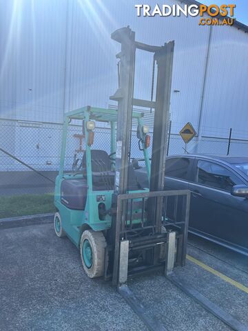 Forklift Mitsubishi FG15 Dual Gas/Fuel - photo 2 of 10