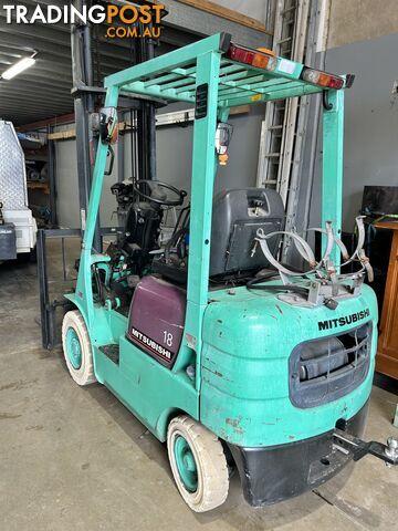 Forklift Mitsubishi FG15 Dual Gas/Fuel