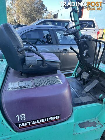 Forklift Mitsubishi FG15 Dual Gas/Fuel - photo 5 of 10