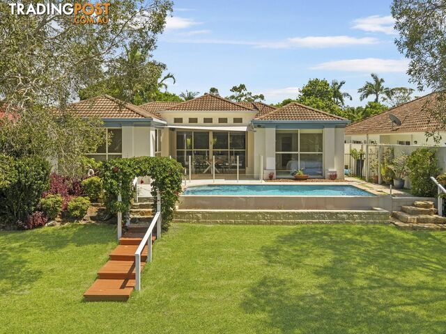 17 Glenwood Place TWIN WATERS QLD 4564