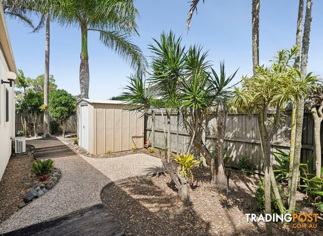 4 Watergum Place TWIN WATERS QLD 4564