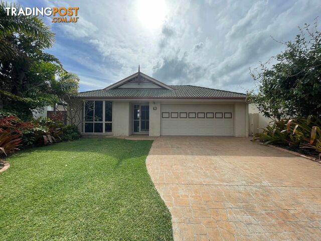 5 Spinifex Place TWIN WATERS QLD 4564