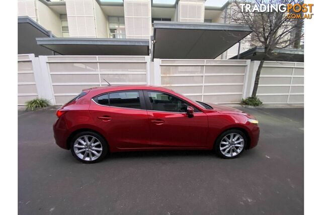 2018 MAZDA 3 SP25 BN SERIES HATCHBACK - photo 3 of 24