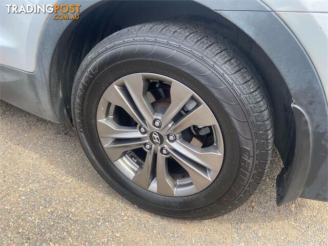 2012 HYUNDAI SANTA FE ACTIVE CRDi (4x4) DM 4D WAGON - photo 4 of 16