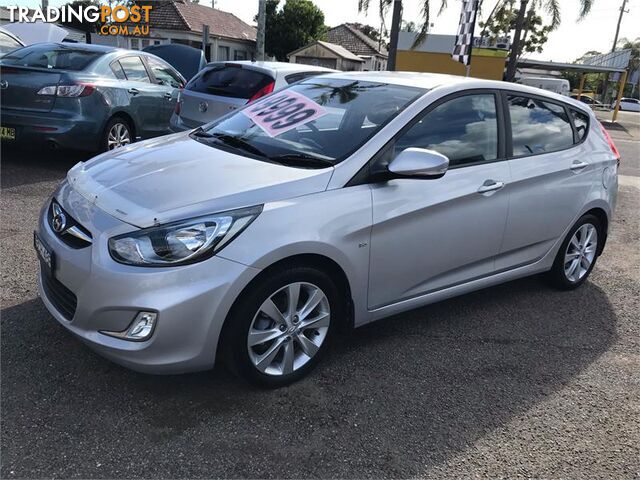 2011 HYUNDAI ACCENT ACTIVE RB 5D HATCHBACK - photo 5 of 11