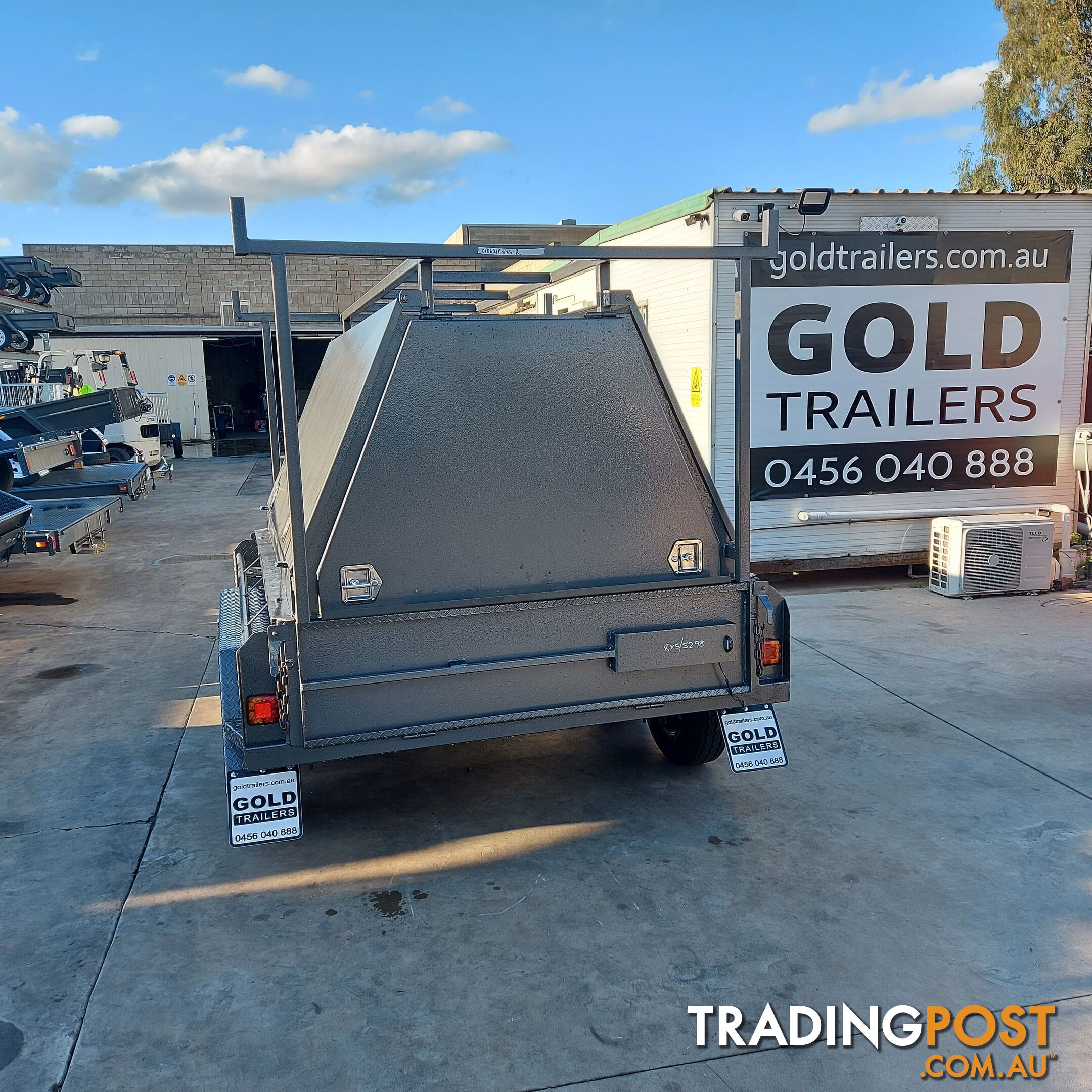 8x5 Tradesman Trailer - 3 Door & Tool Box