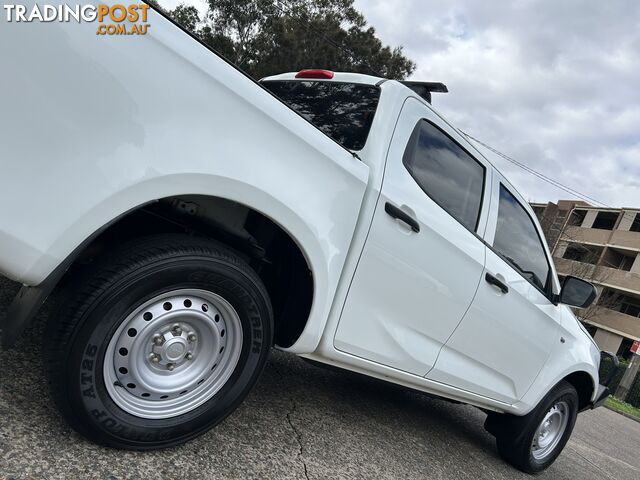 2021 Isuzu D-MAX MY21 SX High Ride Automatic 3.0 Litre Turbo Diesel Dual Cab Ute - photo 4 of 36