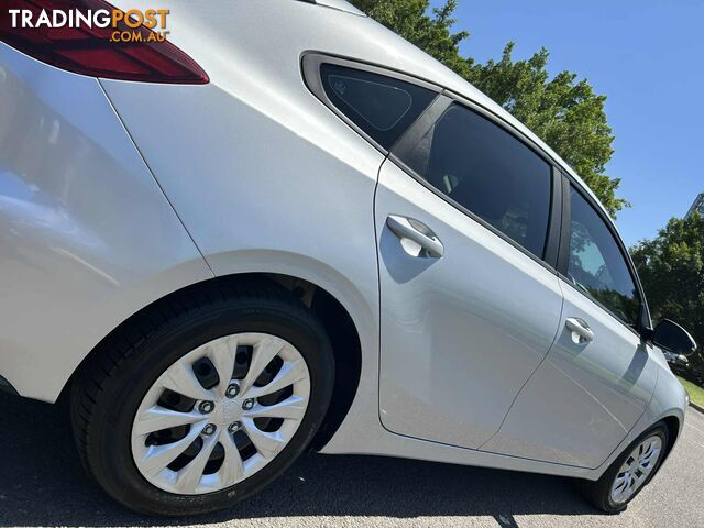 2019 Kia Cerato BD MY20 S Automatic 5 Door Hatchback - photo 4 of 38