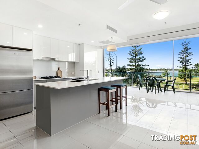 203/378 Marine Parade LABRADOR QLD 4215