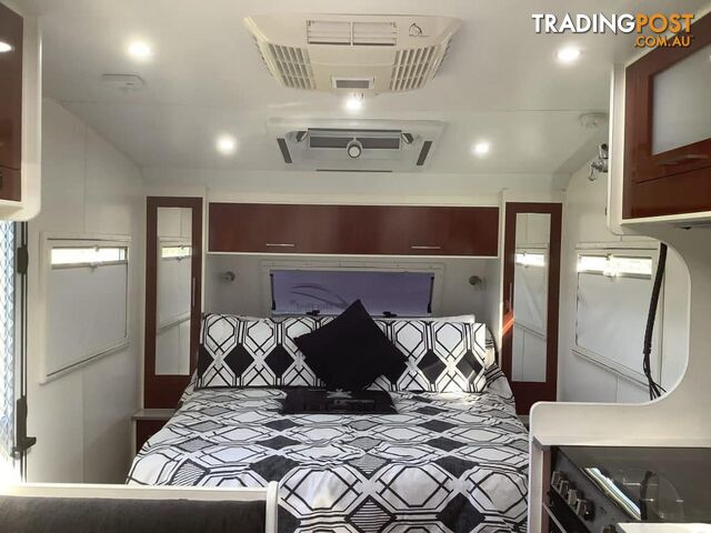 2013 18FT 6IN NEW AGE CARAVANS BIG RED - photo 2 of 39