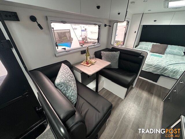2023 HIGHCLERE WINDSOR X - photo 3 of 78