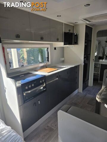 2023 19' 6" NEW AGE CARAVANS MANTA RAY - photo 3 of 38
