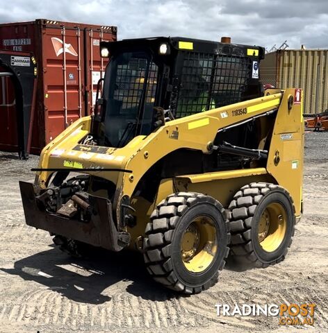 CAT 226b Skidsteer loader