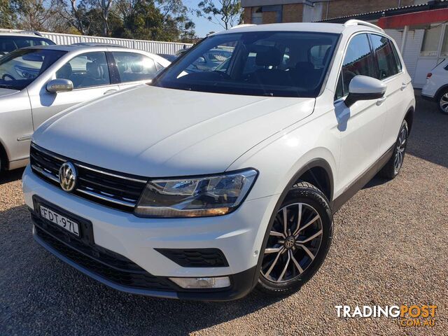 2017 VOLKSWAGEN TIGUAN 132TSICOMFORTLINE 5NA 4D WAGON