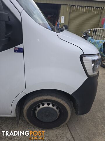 2022 Renault Master Van Automatic - photo 2 of 14