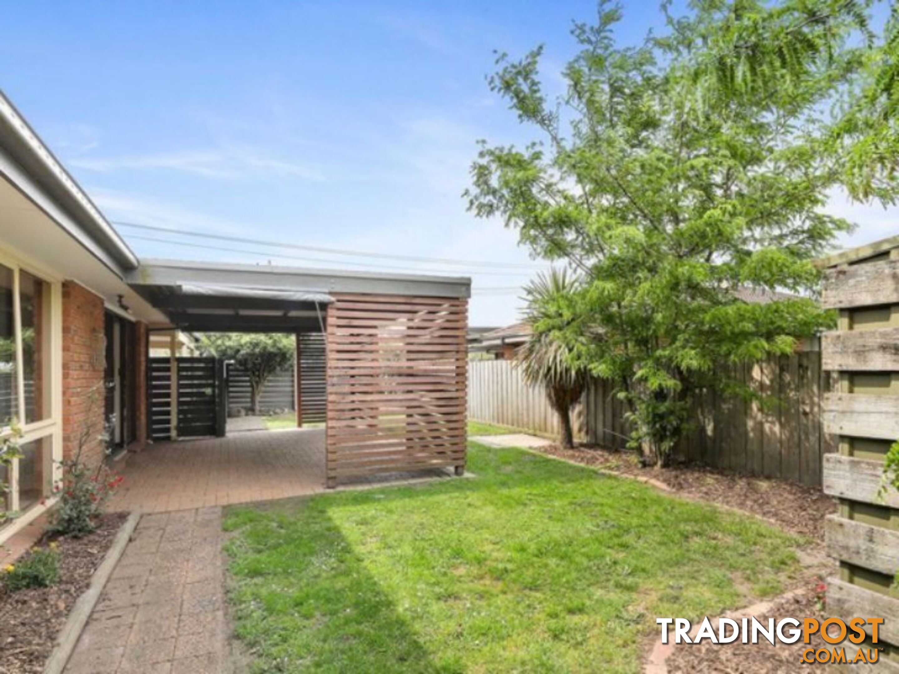 10 Purvis Street MOE VIC 3825