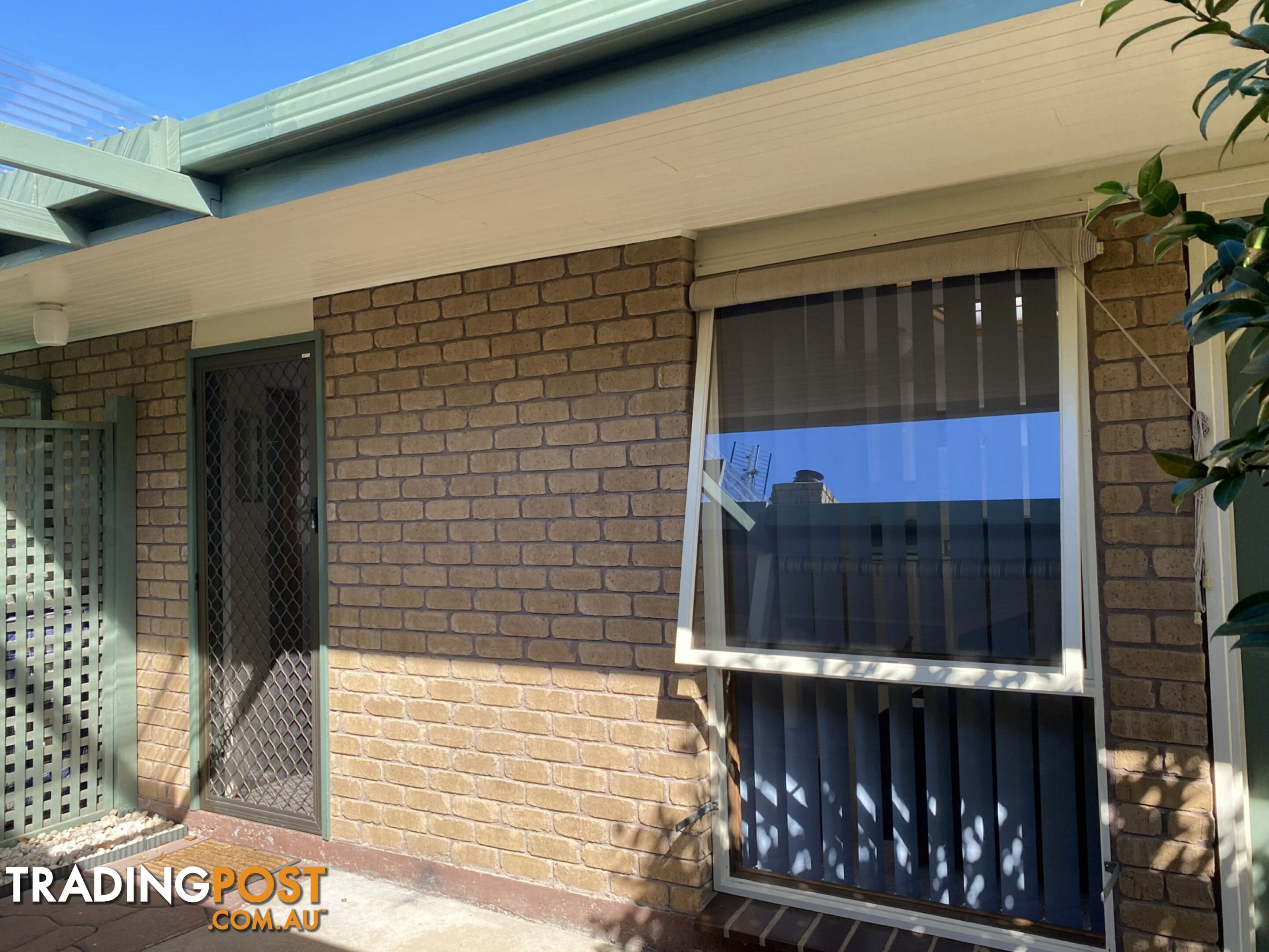 11a Nugong Place TRARALGON VIC 3844