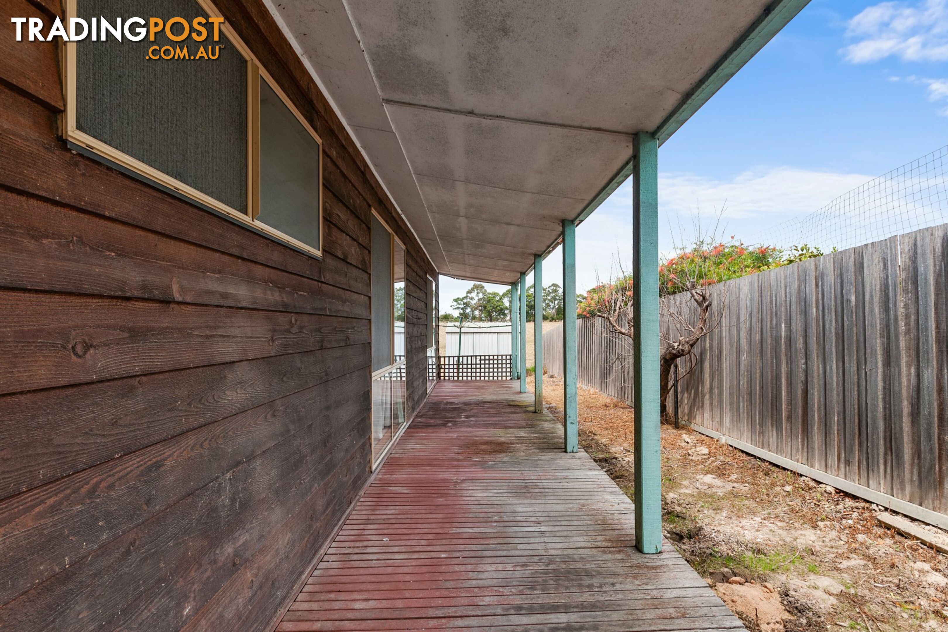 2 Tanjil Court WILLOW GROVE VIC 3825