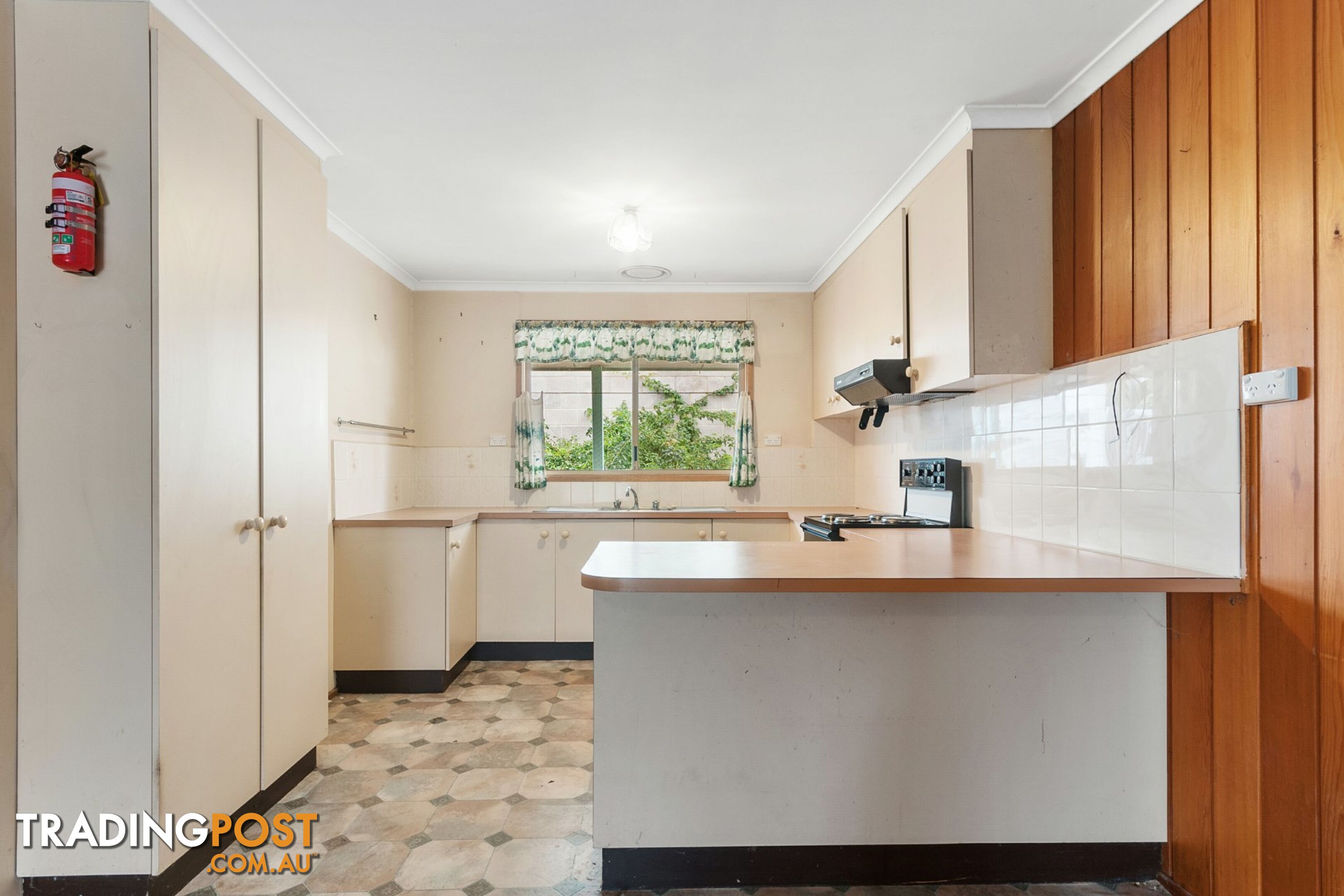 2 Tanjil Court WILLOW GROVE VIC 3825